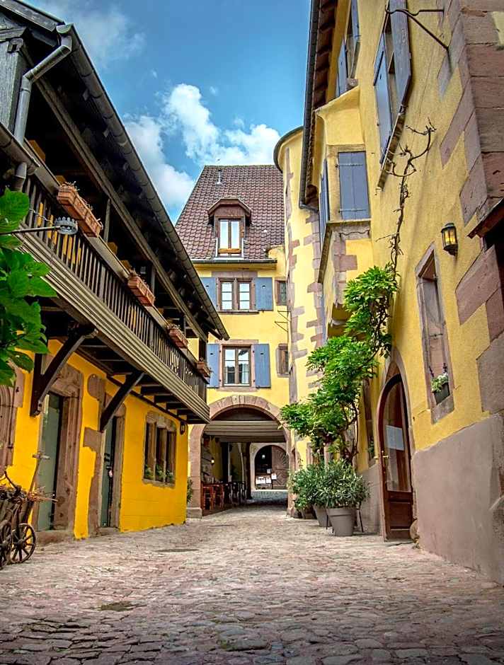 Hotel De La Couronne