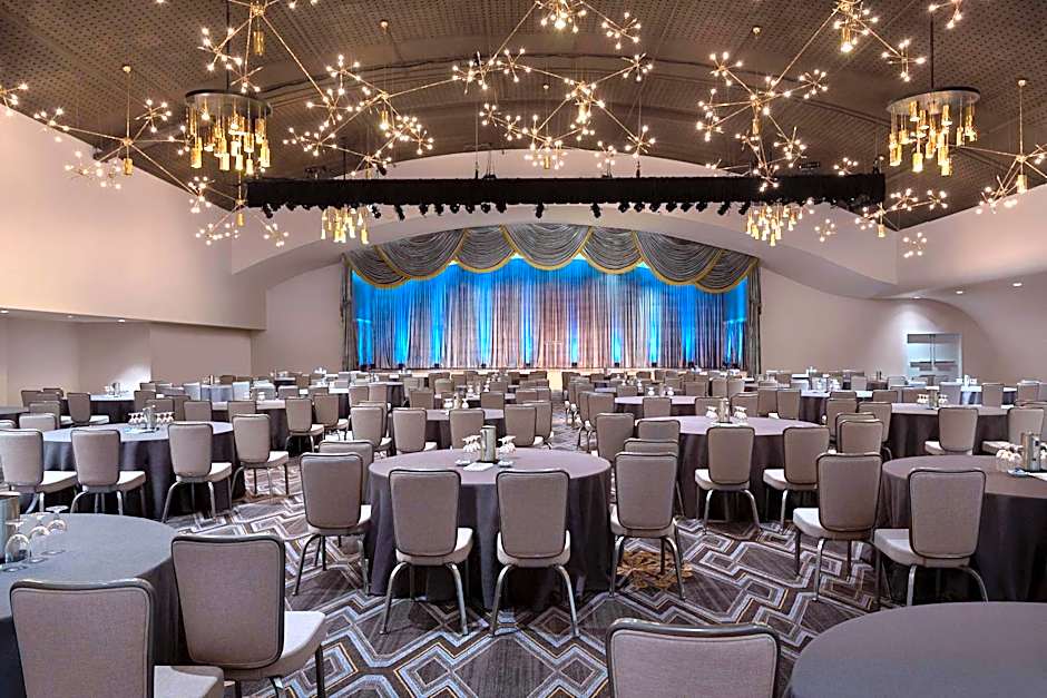 The Royal Sonesta Chase Park Plaza St. Louis