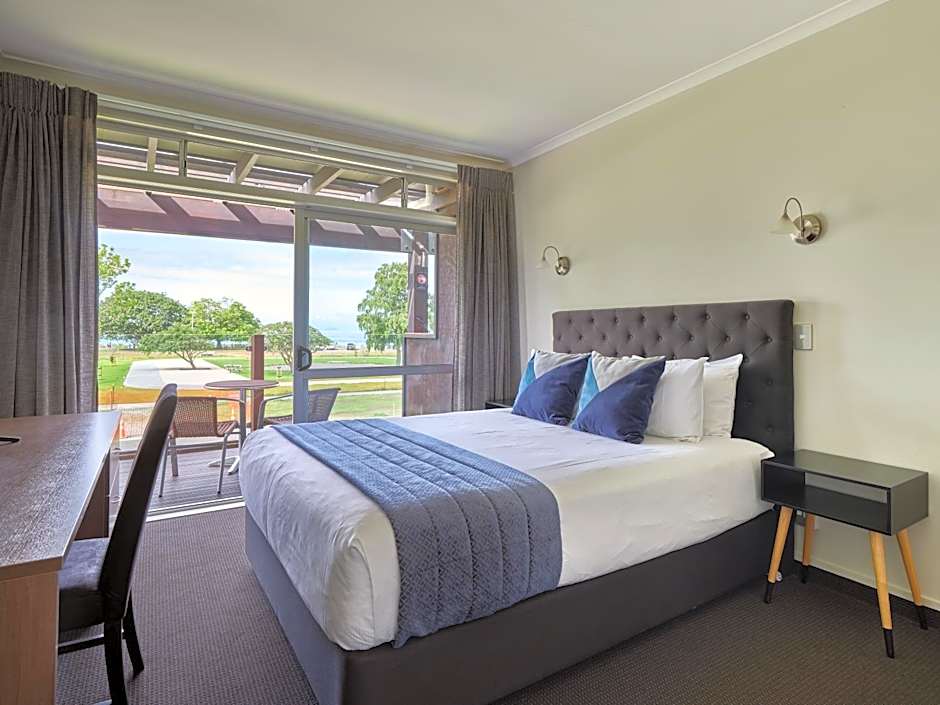 Suncourt Hotel & Conference Centre