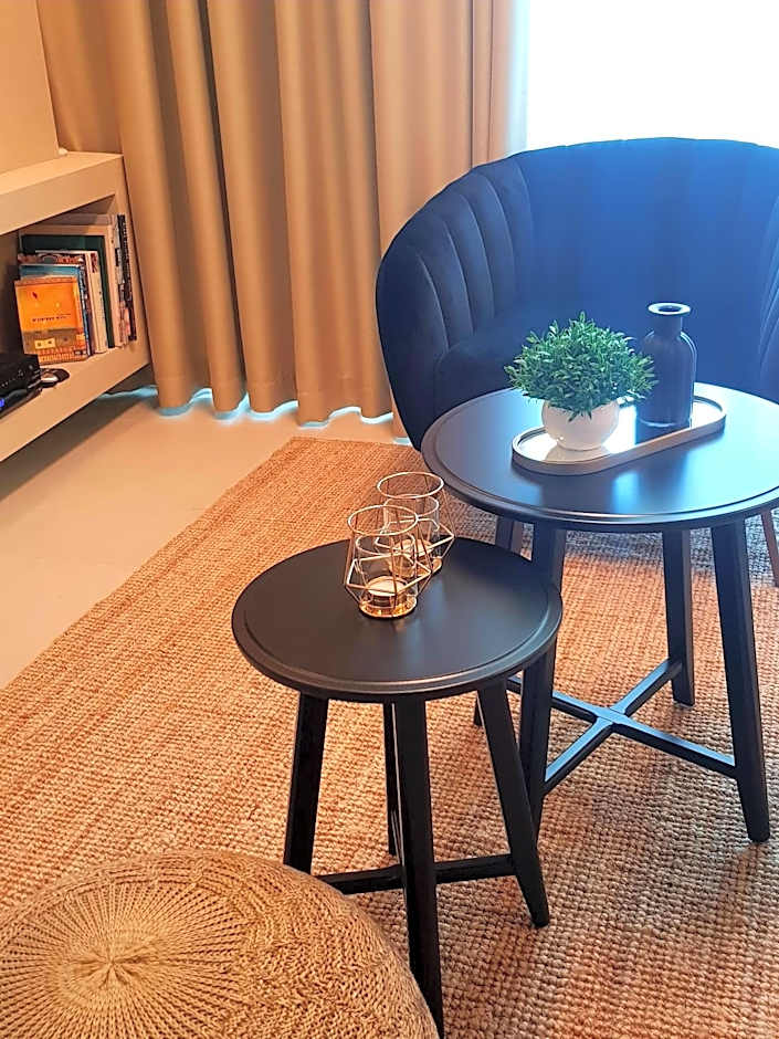 Neot Golf, Ziv's Place