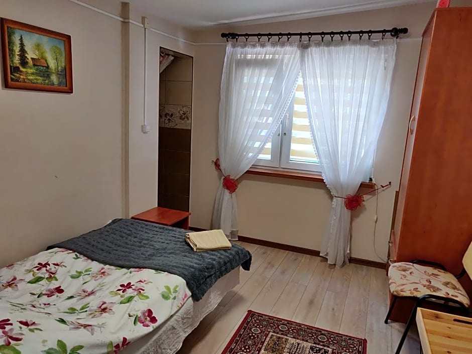 NOCLEGI-SPŁYWY BUGIEM