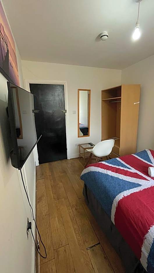 Saint James Backpackers