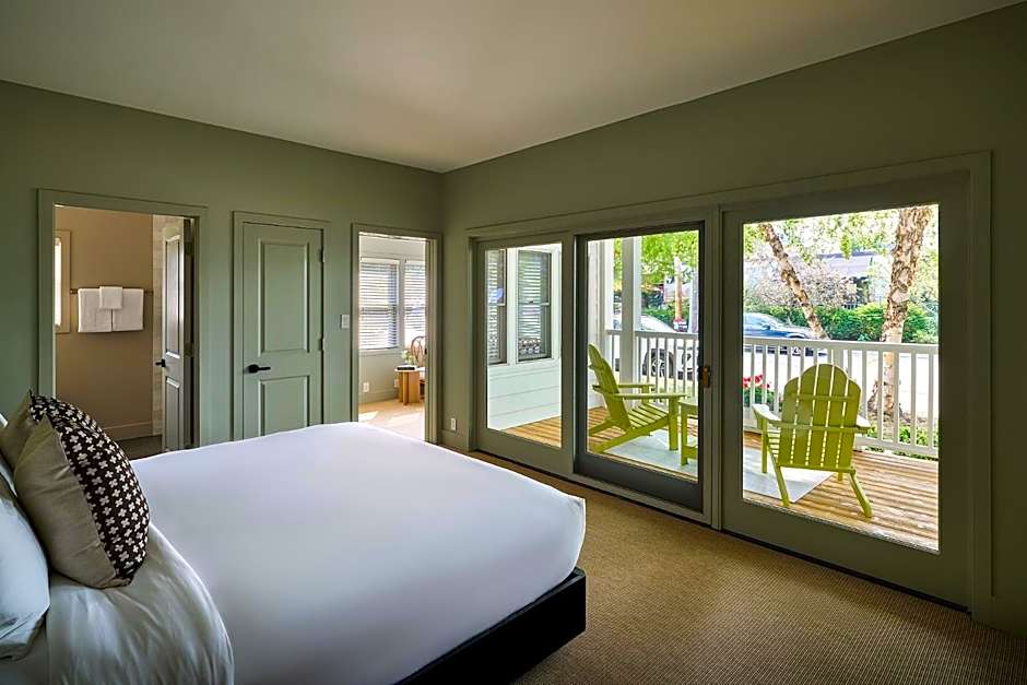 The Neighborhood Hotel New Buffalo