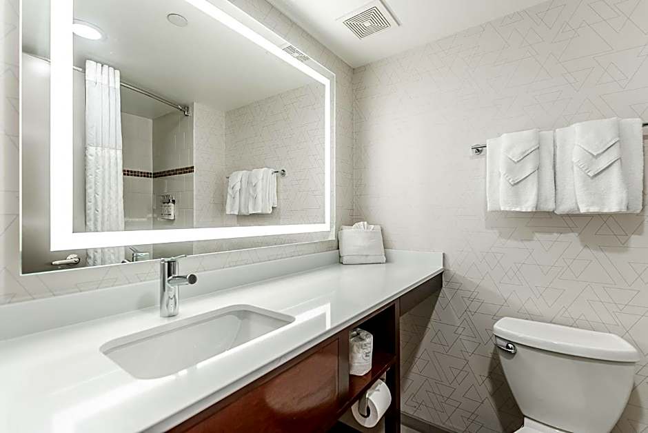 Holiday Inn Express Philadelphia Penns Landing By IHG