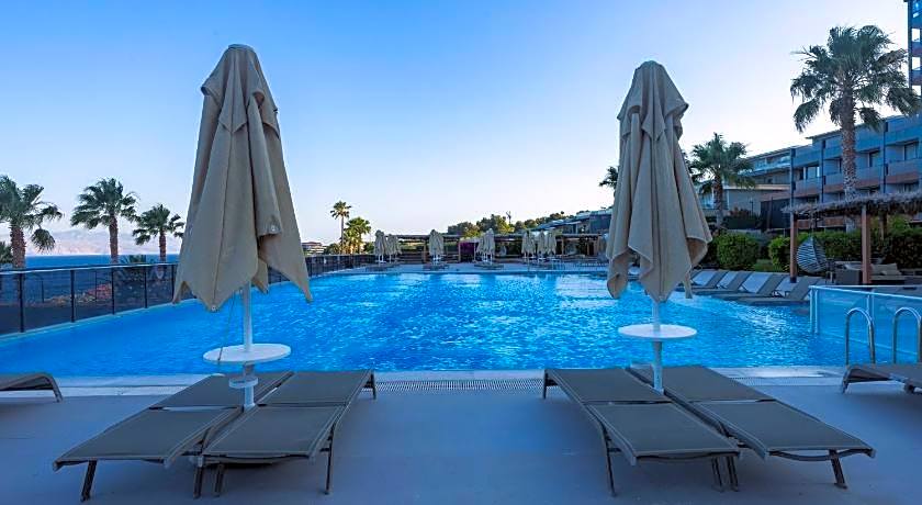 The Nowness Luxury Hotel & Spa