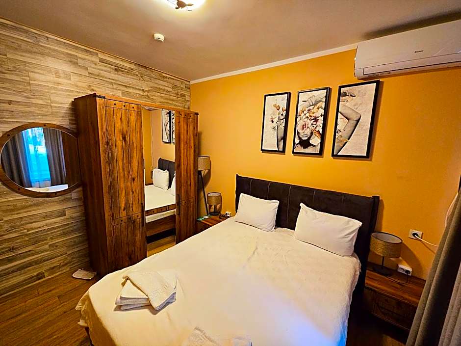 Alen Mak Forest Hotel