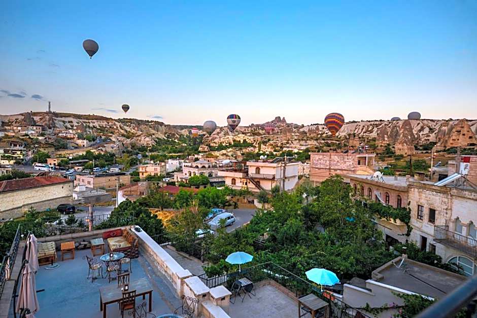 Vineyard Cave Hotel