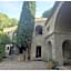 Garrigae Abbaye de Sainte Croix
