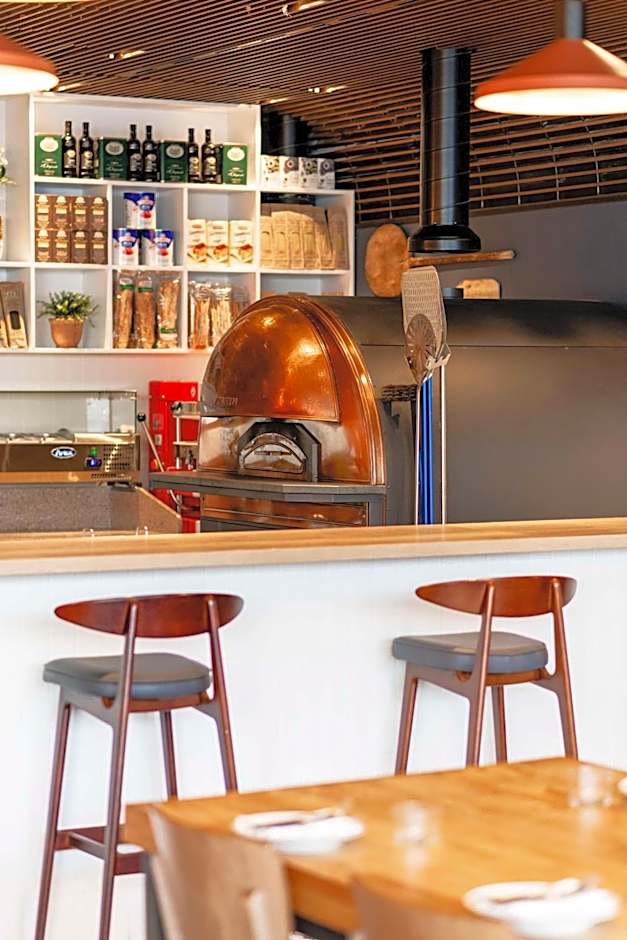 Radisson Red London Heathrow