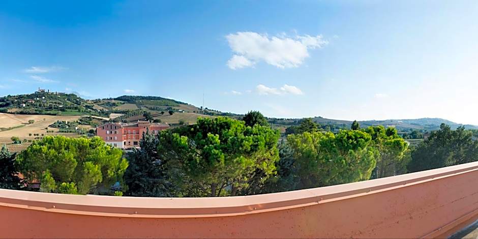 Hotel Torresi