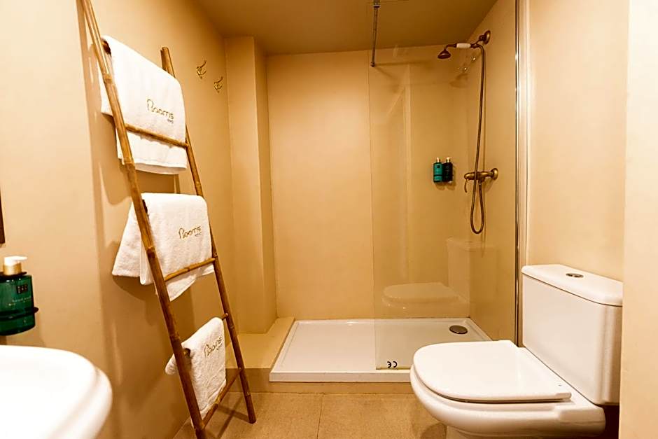 Rooms by JovA
