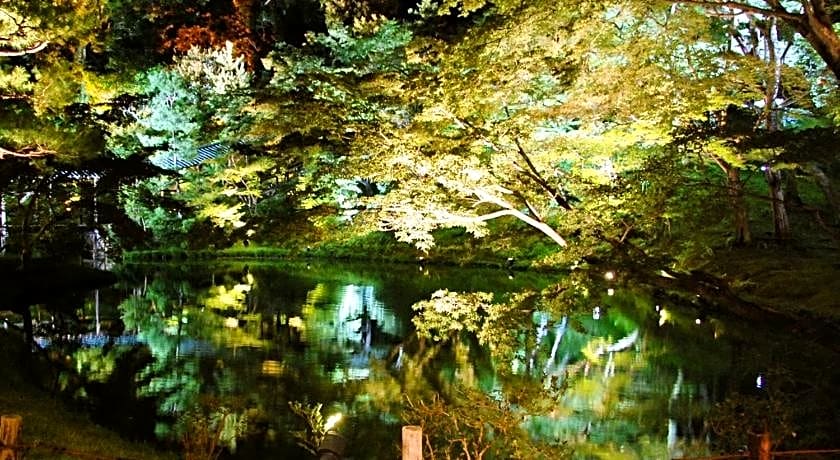 Gion Ryokan Karaku
