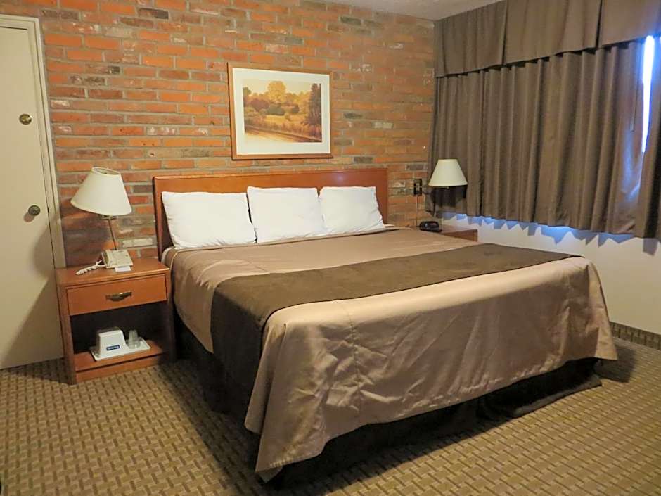 Travelodge by Wyndham Thunder Bay ON