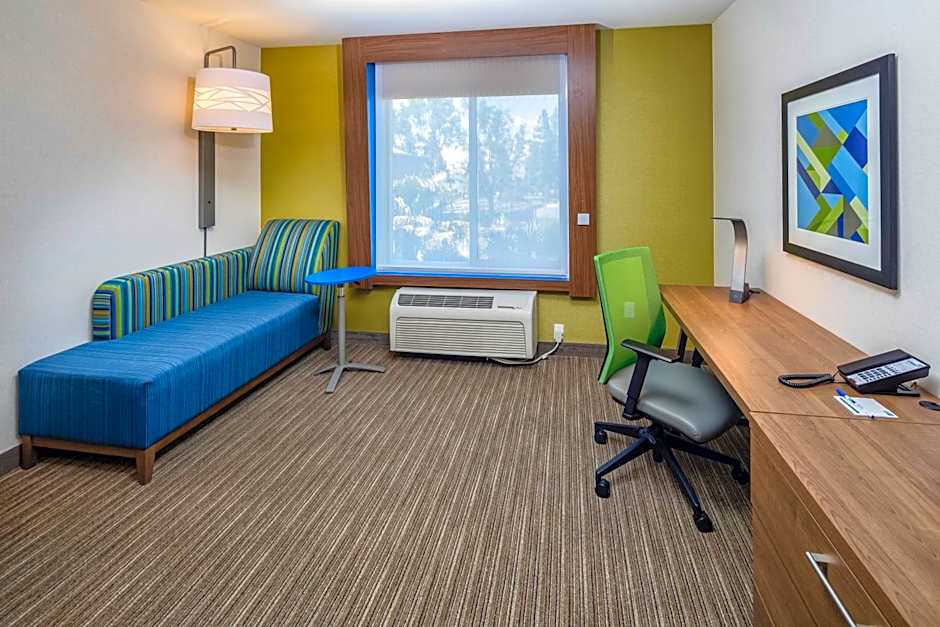 Holiday Inn Express Hotel & Suites Modesto-Salida By IHG