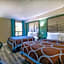 Super 8 by Wyndham Toronto East ON