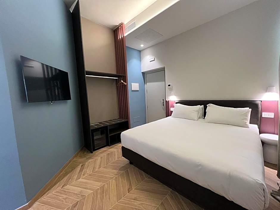 Hotel RossoVino Milano