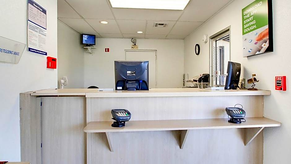 Quality Inn Shawnee North I-40