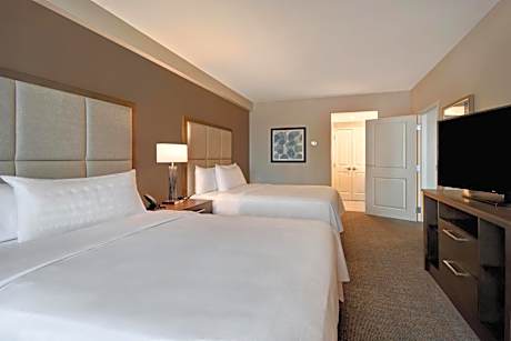 Queen Suite with Two Queen Beds - Hearing Access/Non-Smoking