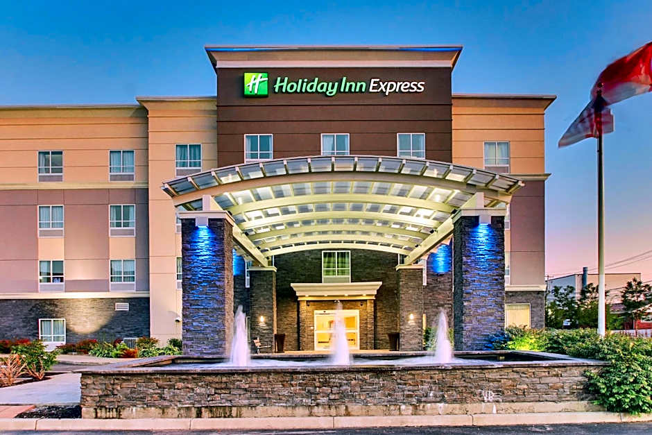 Holiday Inn Express & Suites Cheektowaga North East By IHG