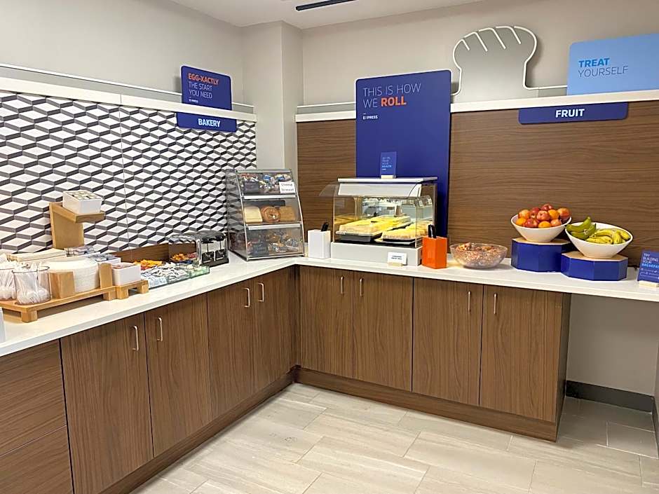 Holiday Inn Express Plymouth By IHG