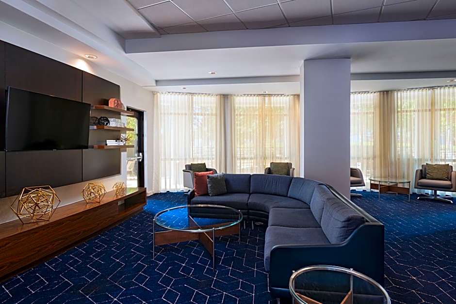 Courtyard by Marriott Austin Airport
