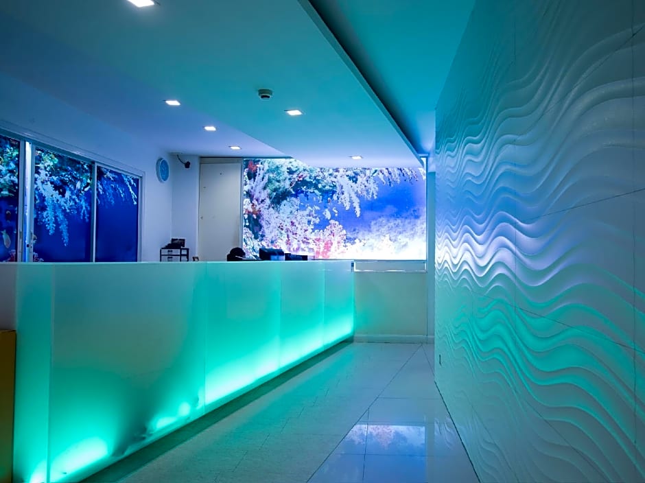 Nana Chat Bangsaen Hotel