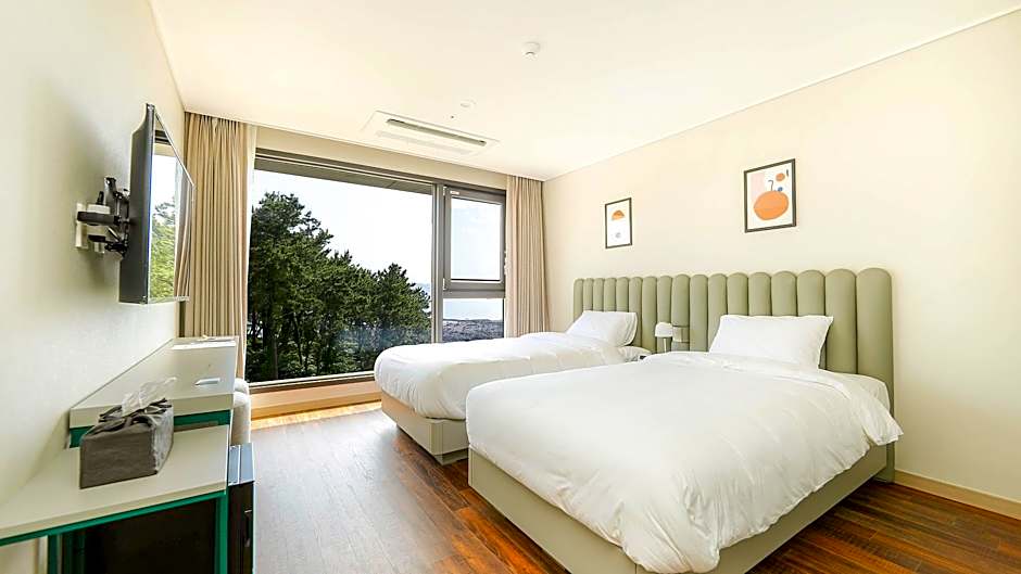 Hotel Seogwipean