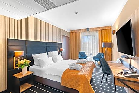 Double Room with Bath