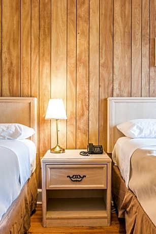 Double Room with Two Double Beds - Non-Smoking