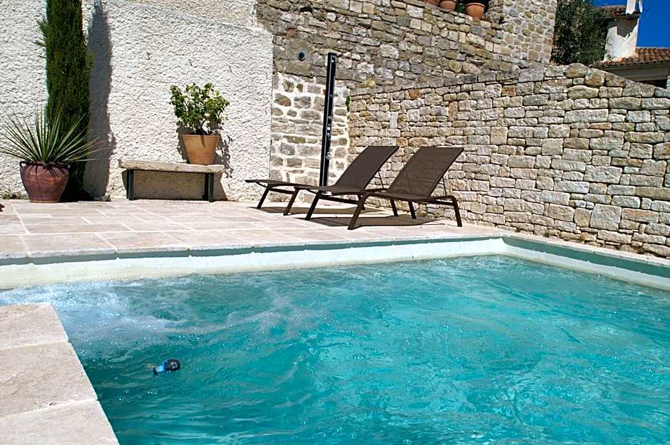 La Maison du Passage - Chambres - Suites premium, Spa, Piscine et Restaurant