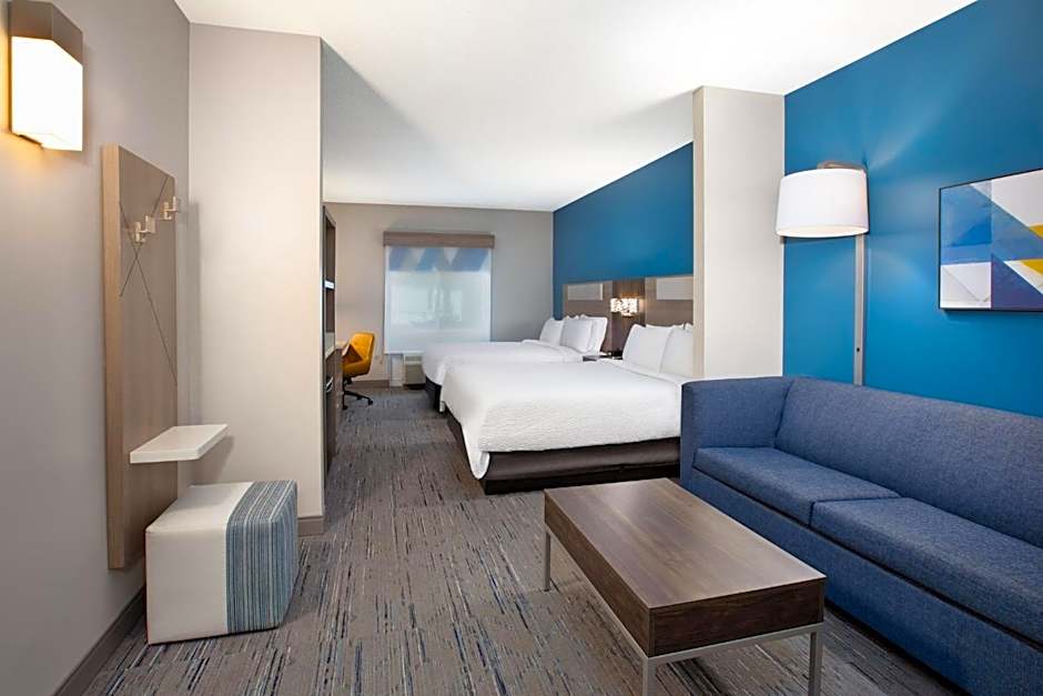 Holiday Inn Express Hotel & Suites Grand Rapids-North By IHG