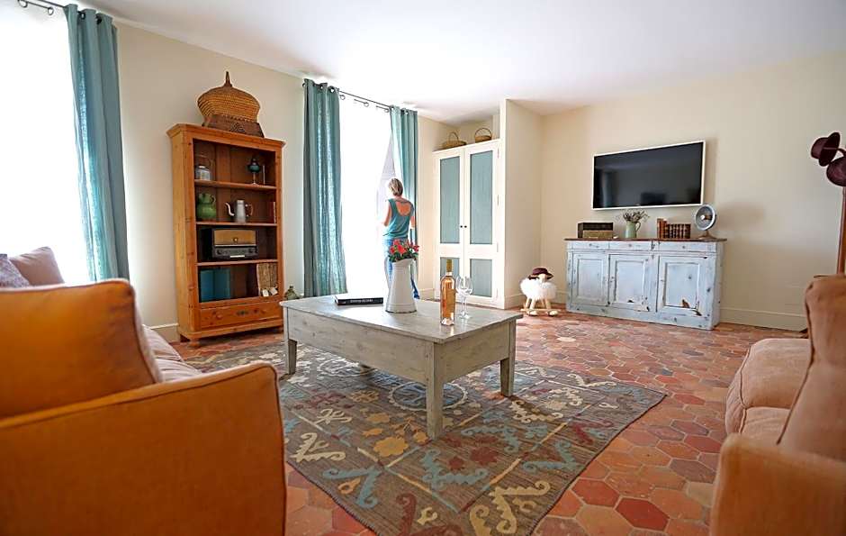 Château Saint Roux Le Luc-Le Cannet des Maures