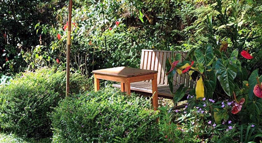 Stop and Go Boutique Hotel Since 1982