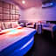 Bee Queen Hotel