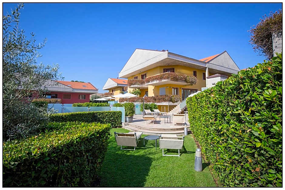 Catania Hills Residence