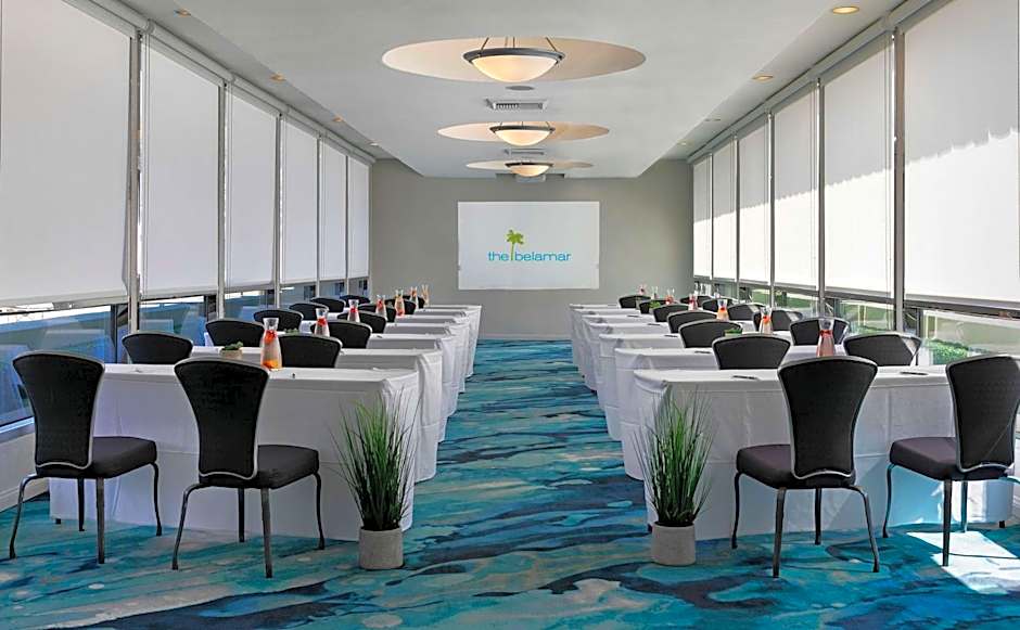 The Belamar Hotel Manhattan Beach, Tapestry Collection by Hilton