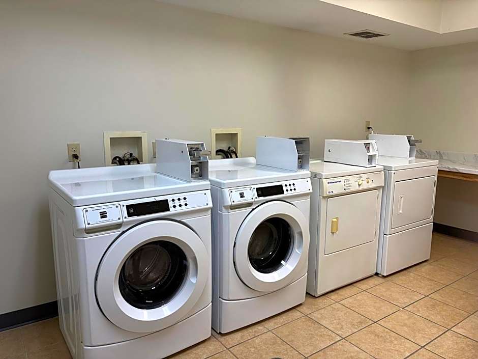 Garner Hotel Mahwah By IHG