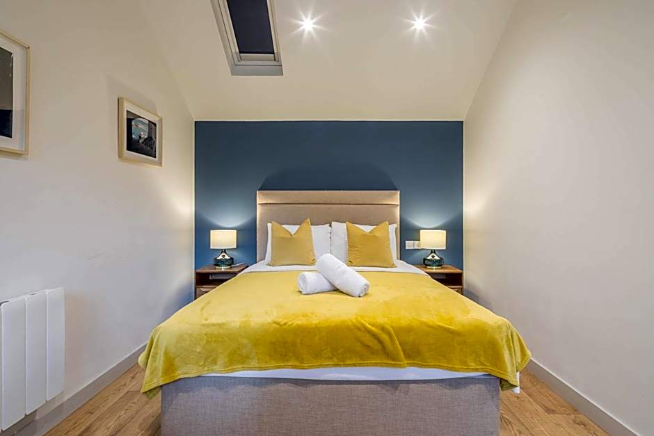 King Deluxe Ensuite with Courtyard View - Hawking