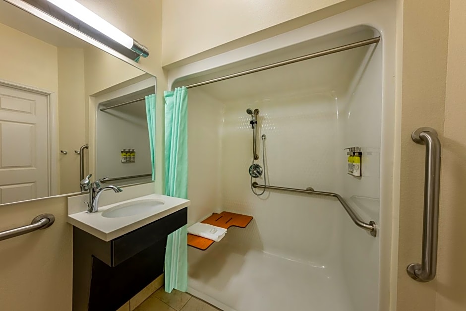 Candlewood Suites Springfield South By IHG