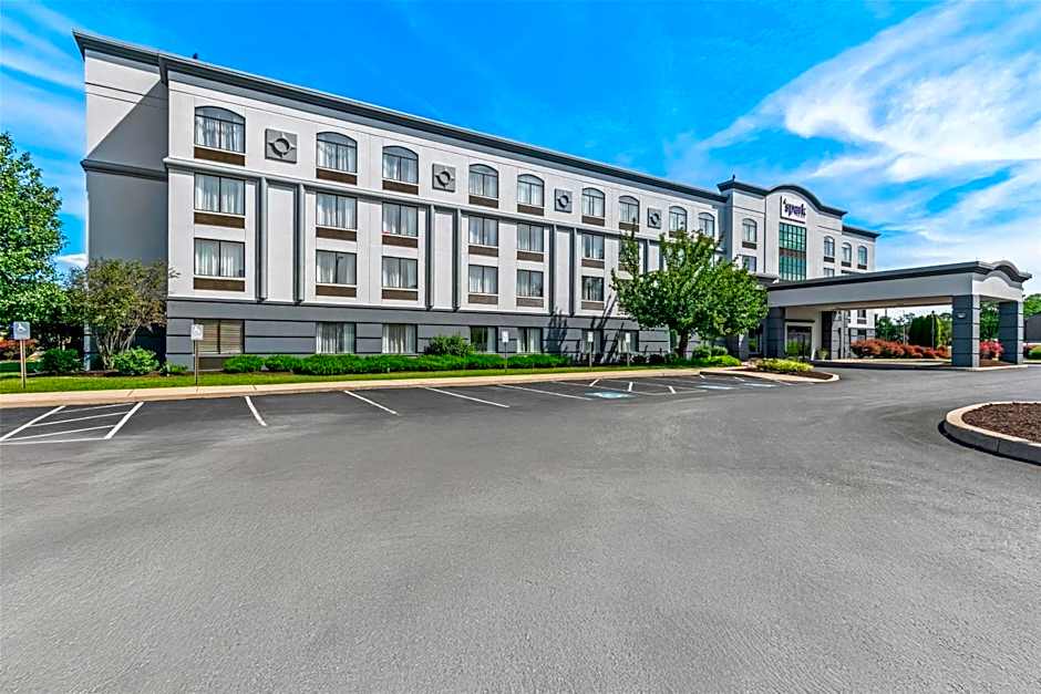 Spark by Hilton Mechanicsburg