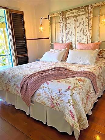 Deluxe Family Suite
