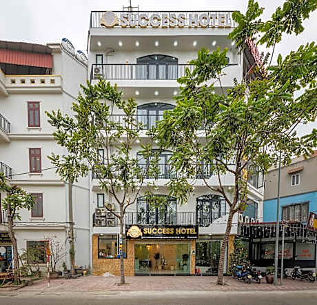 Success Airport Hanoi Hotel