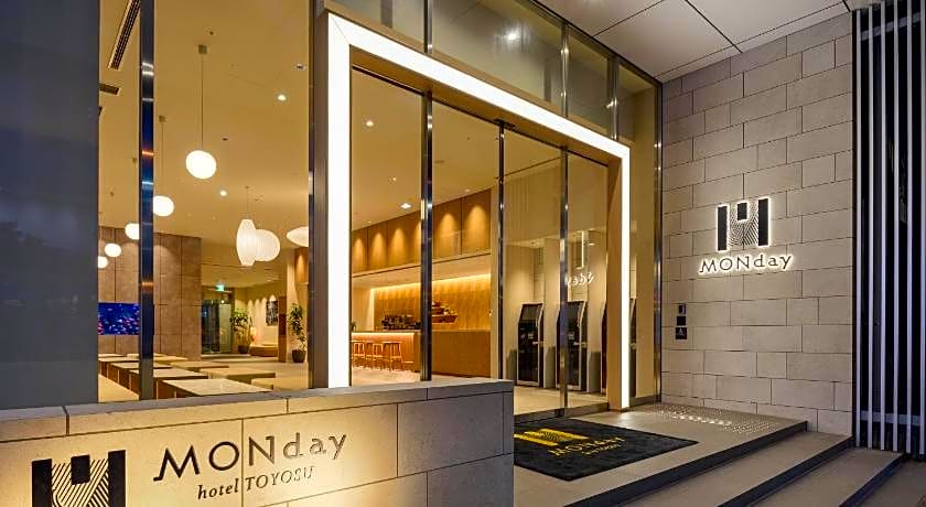 Hotel Monday