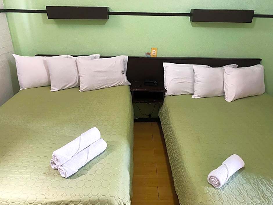 Hotel Trevi