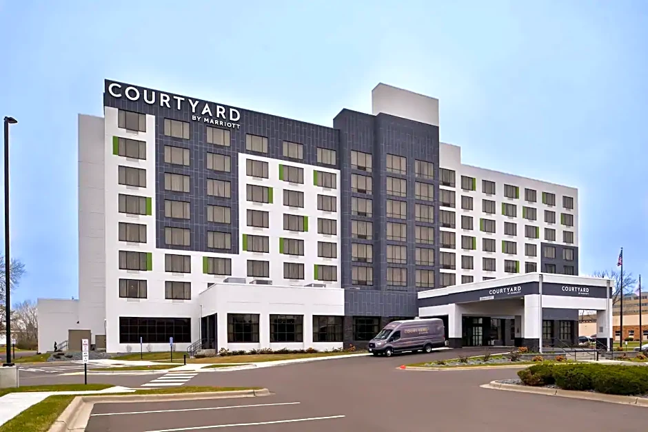 Courtyard by Marriott Edina Bloomington