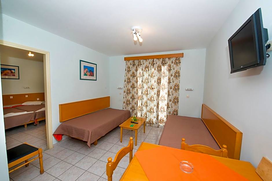 Erato Studios & Apartments