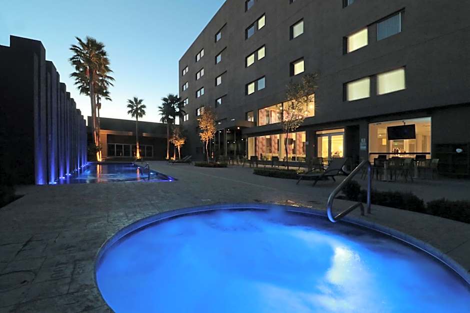 Holiday Inn Express Hotel & Suites Hermosillo By IHG