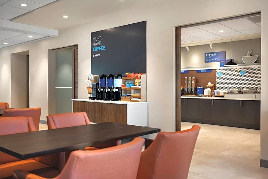 Holiday Inn Express Cape Canaveral by IHG