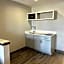 Super 8 by Wyndham Sealy