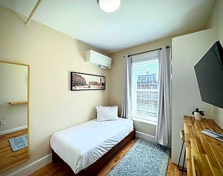 Single Room with Shared Bathroom